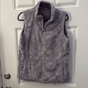 North Face Reversible Vest size Medium